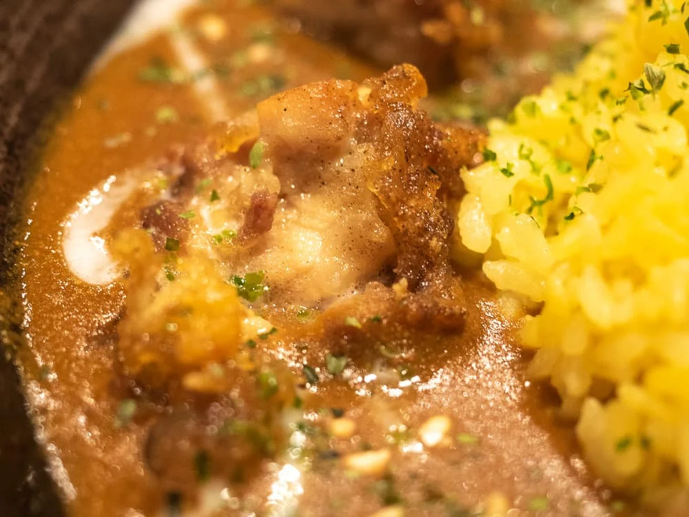 倉敷カレー チキンカレーのチキン