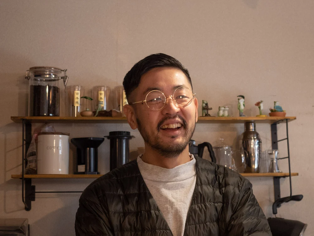 ヤマウ・コーヒースタンド 岡本聞太店主