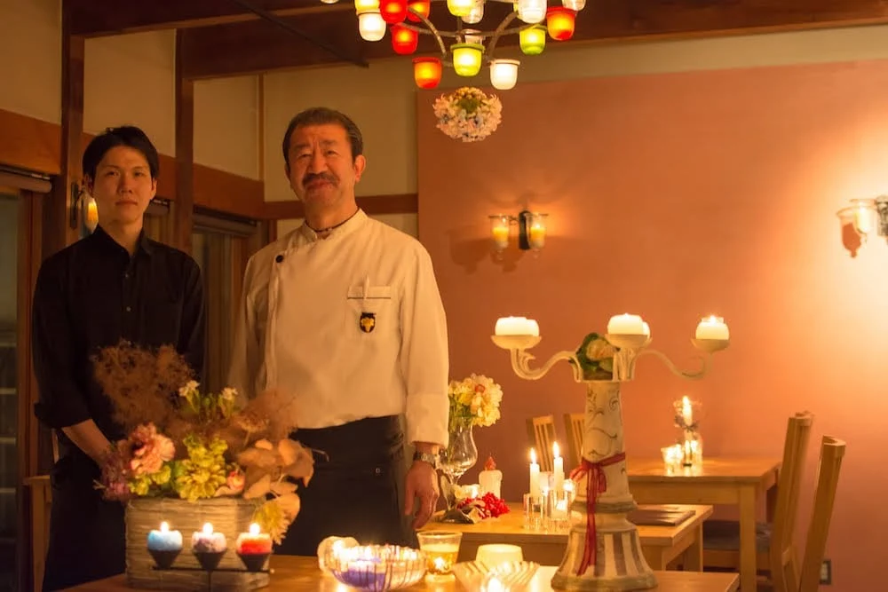 キャンドル卓 渡邉邸の左が店長、右がシェフ