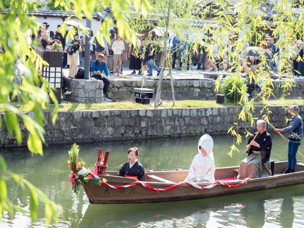 藤見の会(令和元年) 倉敷川畔でのハートランド倉敷 瀬戸の花嫁 川船流し
