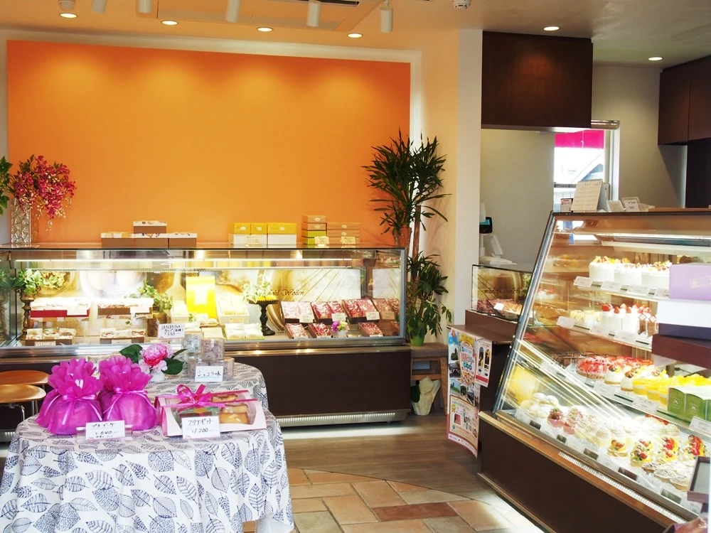 ウォールウォーレン 店内
