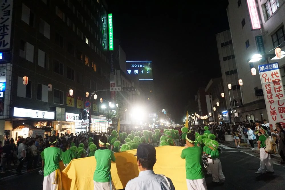 全国から多くの若者が倉敷に集まる夏祭りになるようにと、「代官ばやし」を若い方に向けたロック調の「OH!代官ばやし」