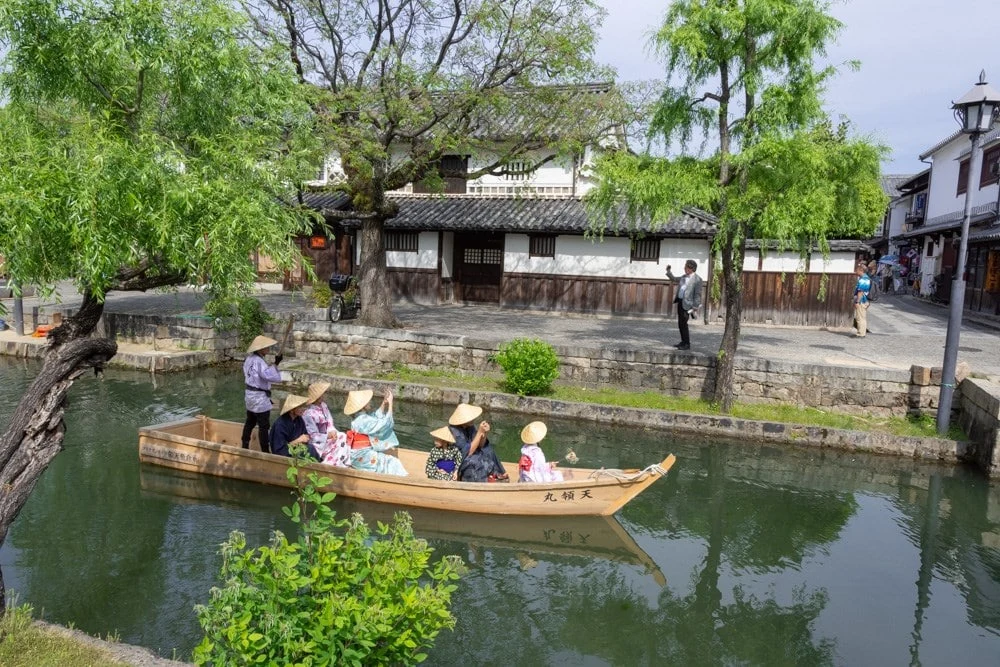 くらしき川舟流し