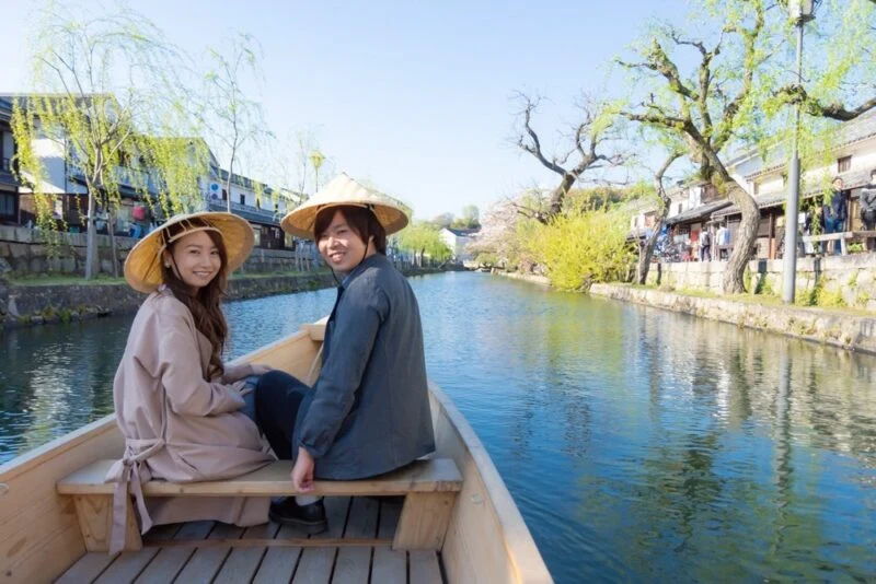 くらしき川舟流し ～ 舟ならではの目線で倉敷美観地区を眺める、優雅な体験