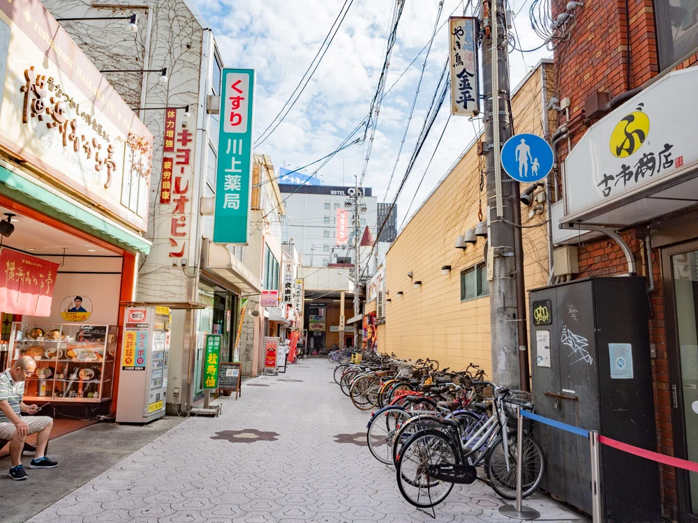 JR倉敷駅からふるいち仲店方面へ向けて進む(旧国道2号線からセンター街への道)