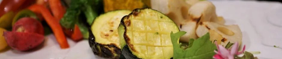small ville 「旬野菜のバーニュカウダー」