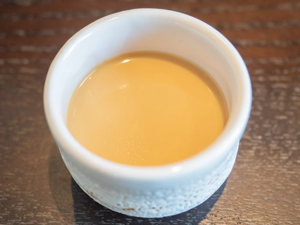 せりべの「せりべ御膳」のデザート(紅茶プリン)