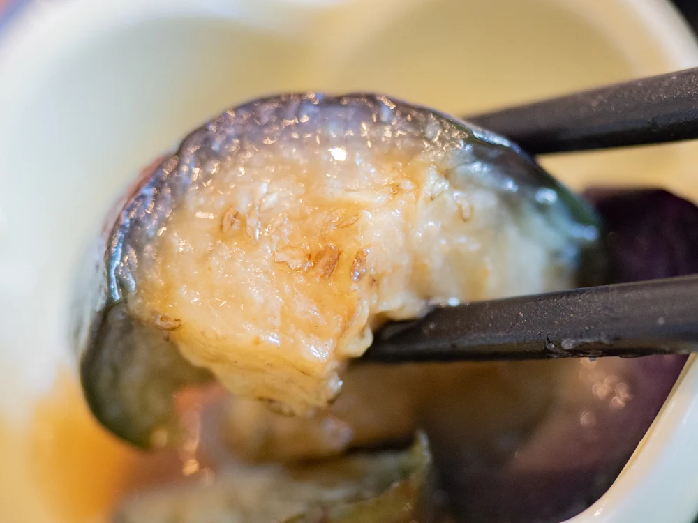 せりべの「せりべ御膳」の小鉢(ナスの煮浸し)