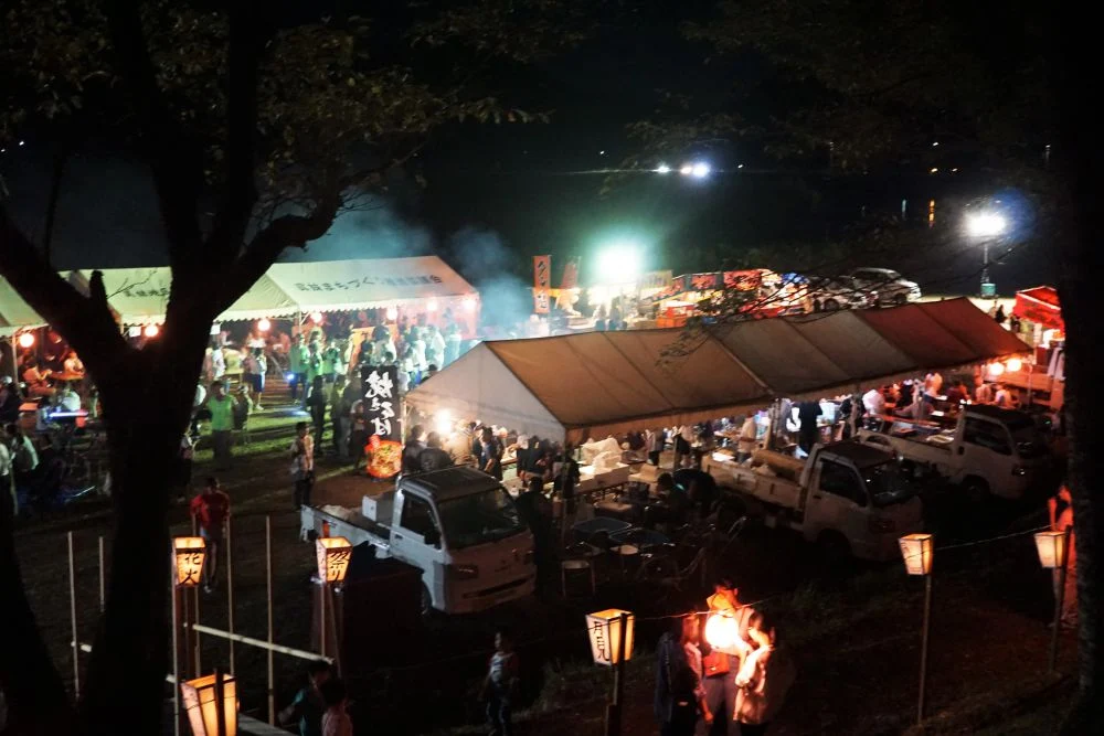 弾琴祭のようす
