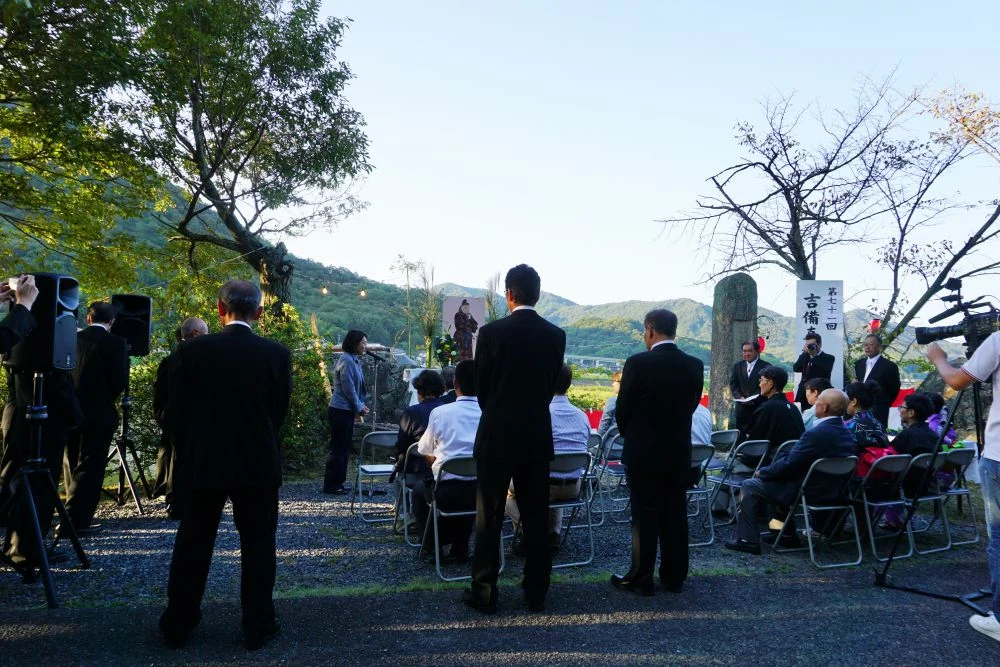 琴弾岩 祭事のようす