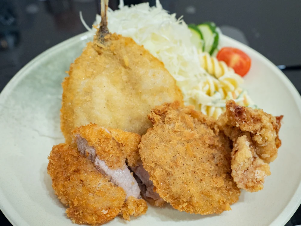 バンカー:日替わり定食(ミックスフライ)