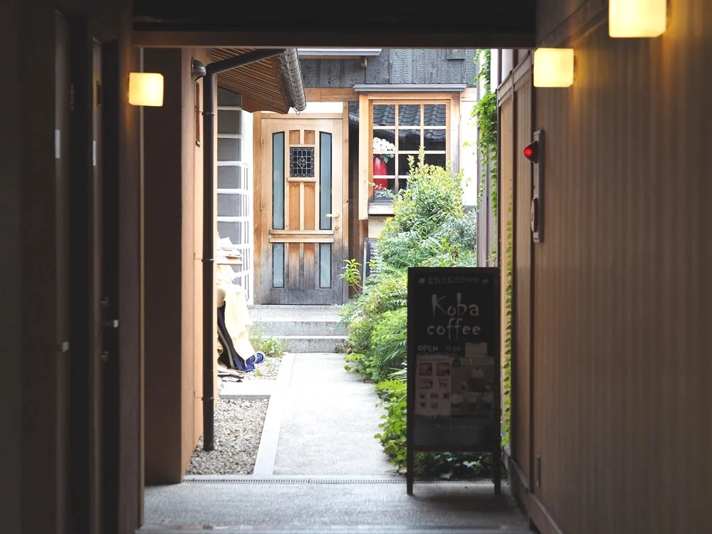 コバコーヒー 通路