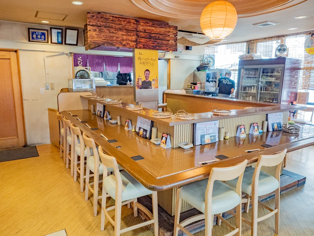 くし亭:店内のようす