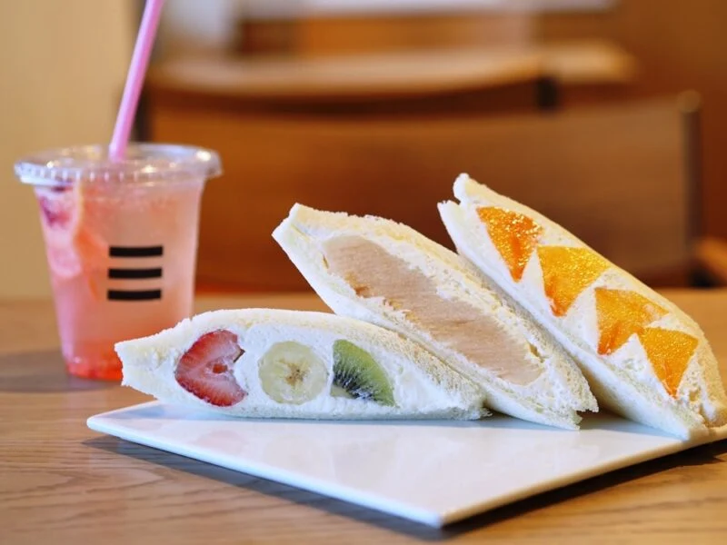 【閉店】もとや(MOTOYA) ～ 地元に愛されるお店を目指して。旬の味覚たっぷり、至福のフルーツサンド専門店