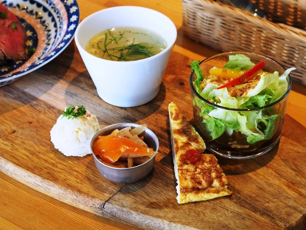 フラゴ ローストビーフ丼ランチ