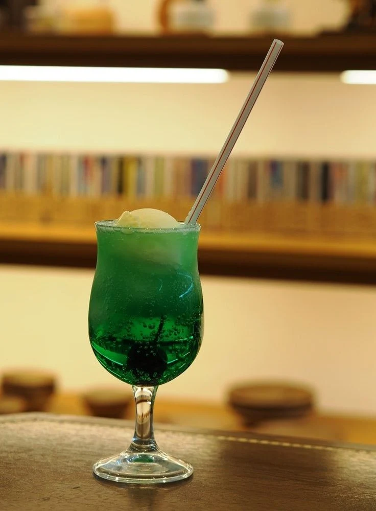 喫茶つるがた クリームソーダ