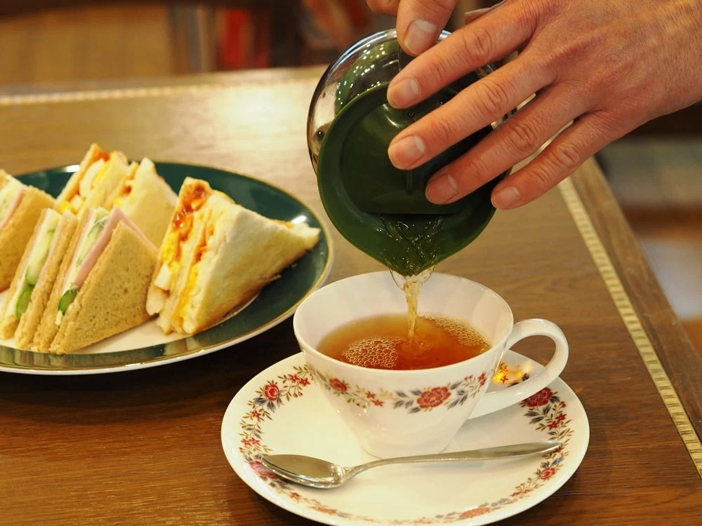 喫茶つるがた クラブハウスサンドと紅茶