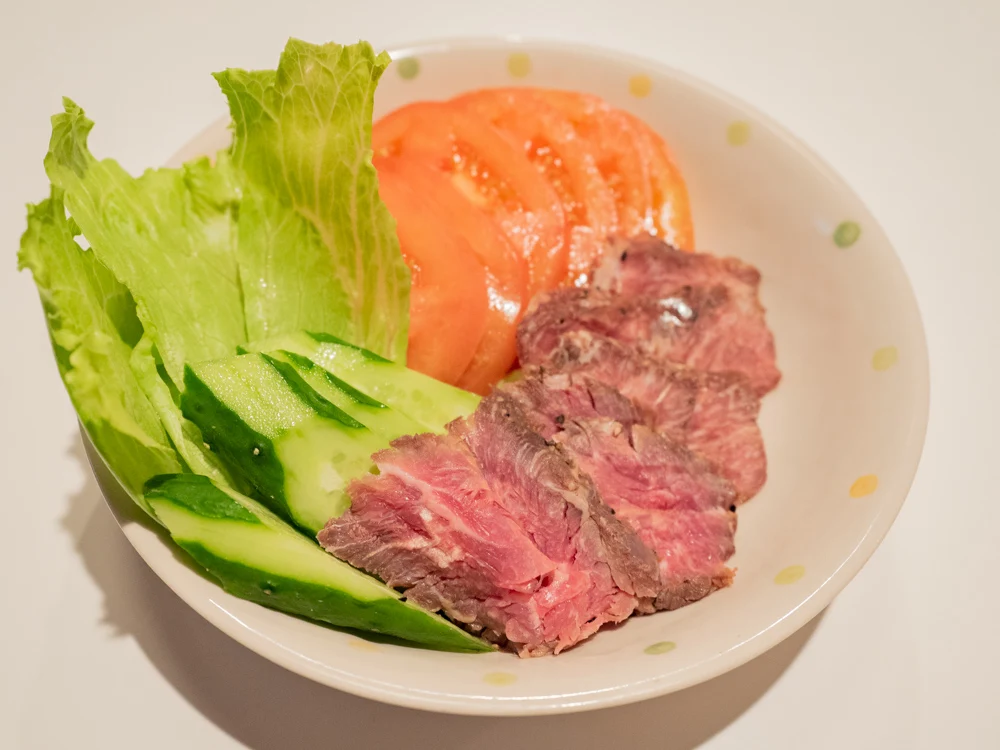 お肉バー ま、いっか:ネジクレトマト