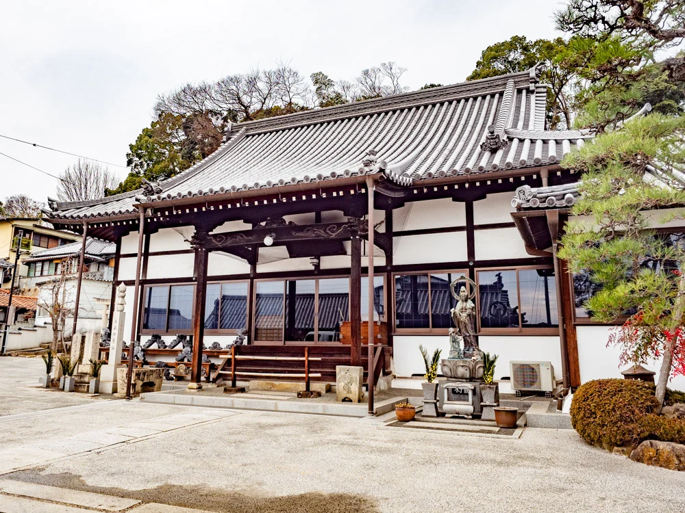本栄寺:本堂