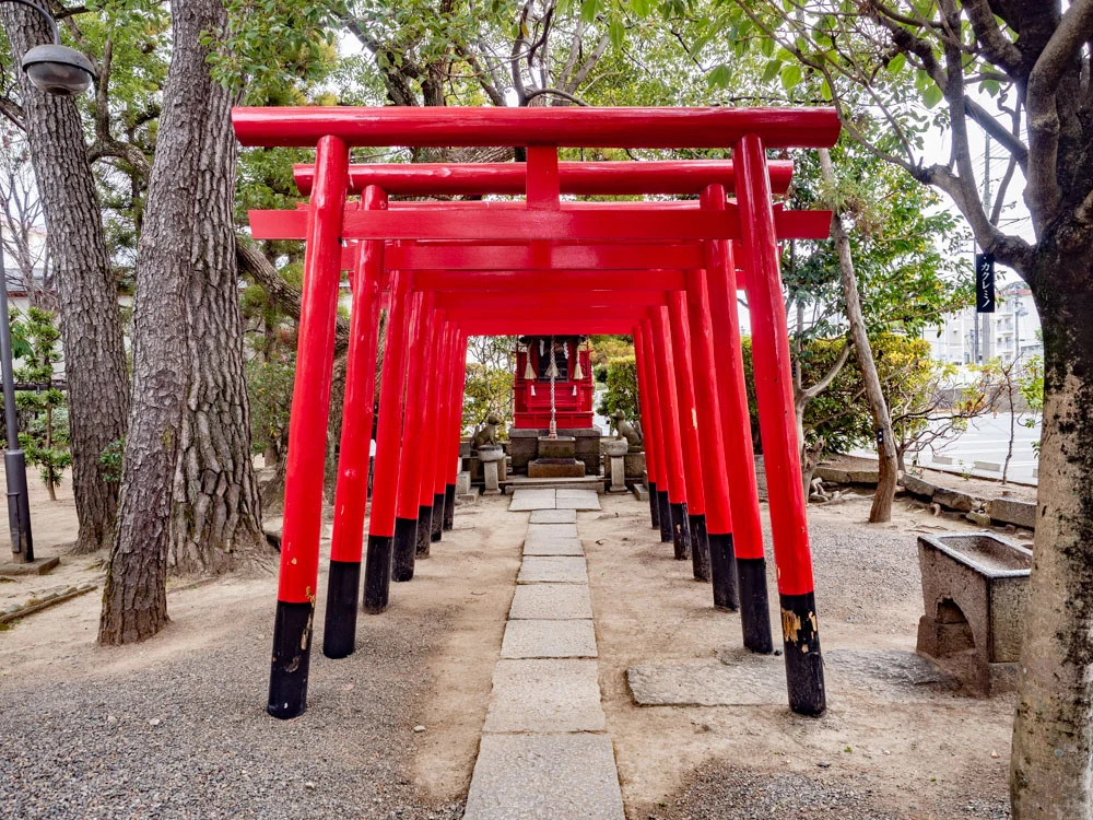 城山稲荷神社の連鳥居