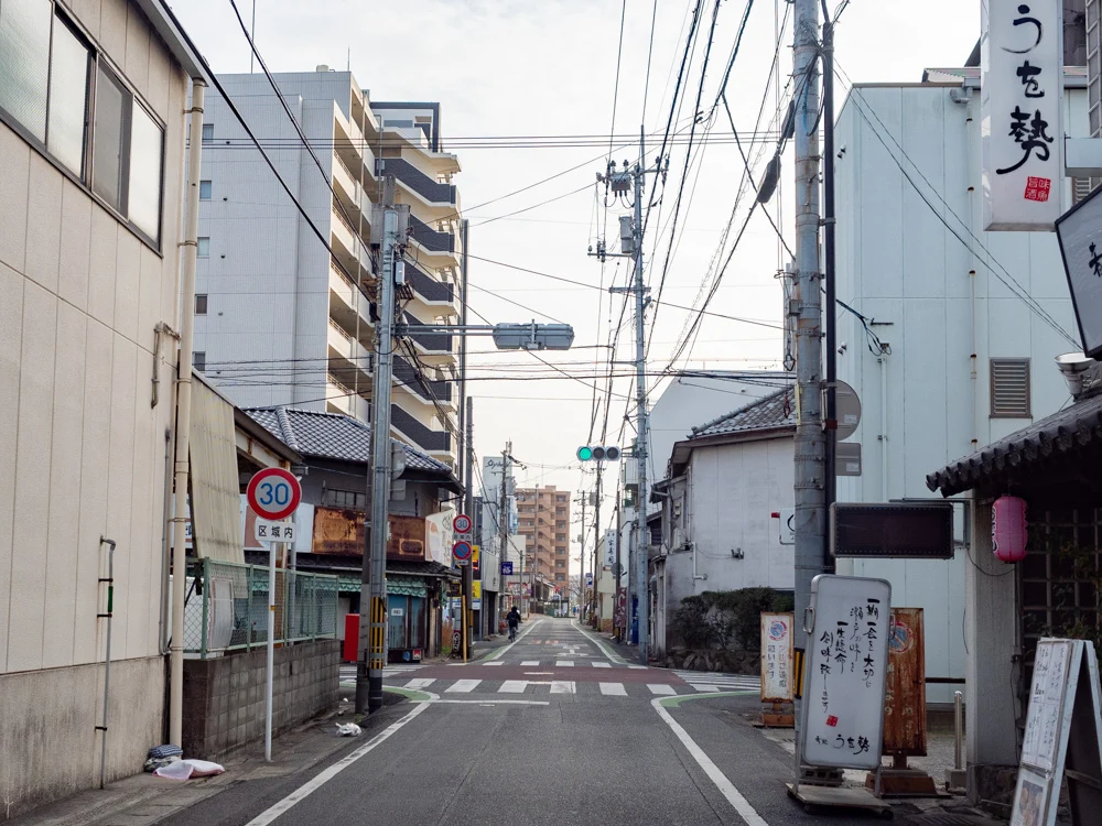 よりみちへの行き方：川西町交差点を南へ直進