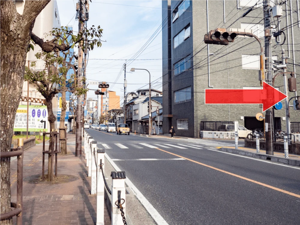 よりみちへの行き方：川西町交差点