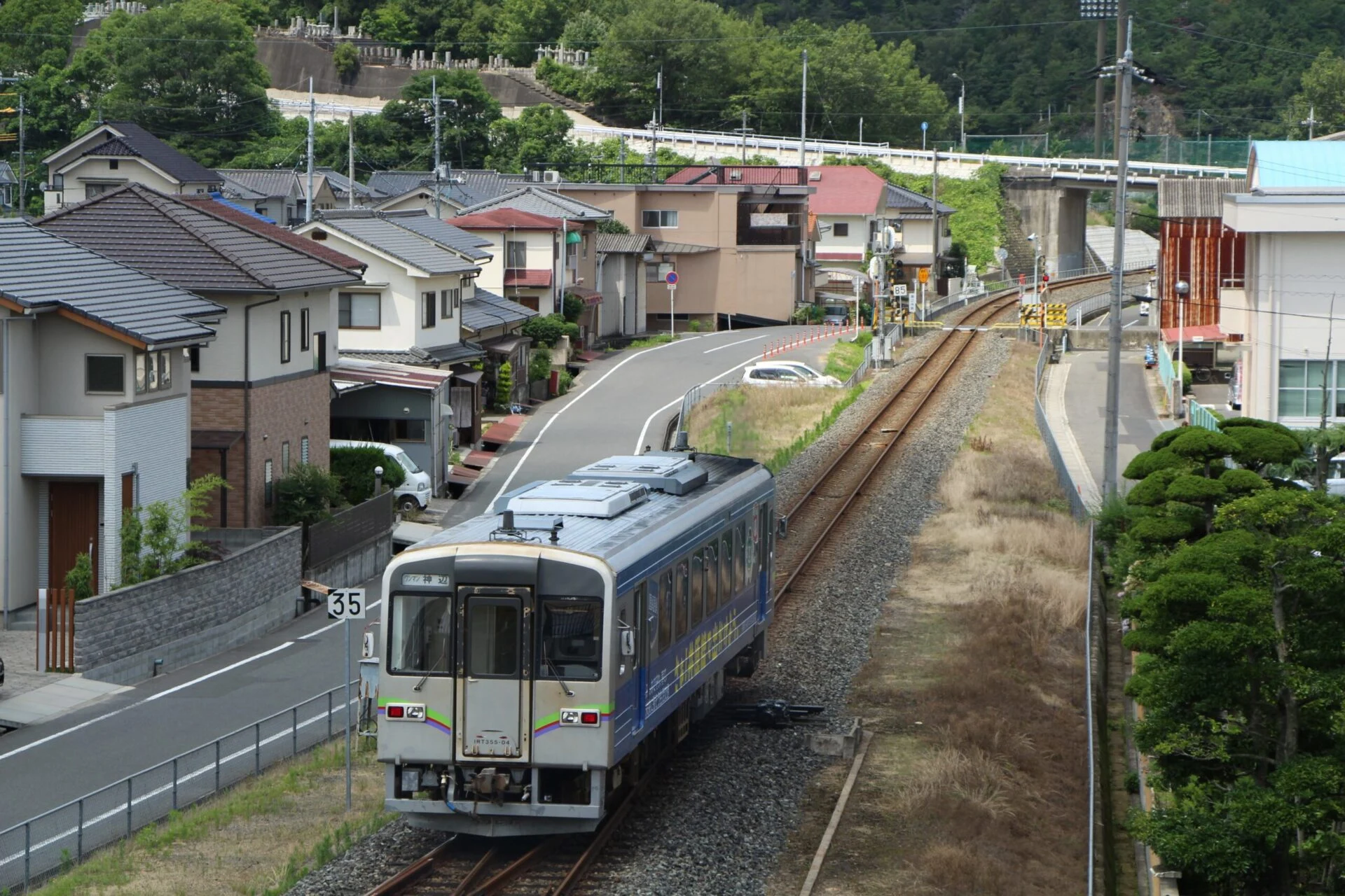 運転する井原鉄道