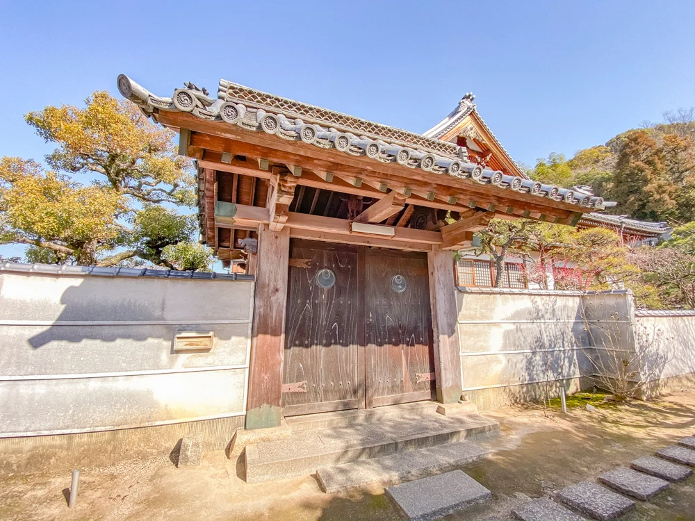 教善寺:山門