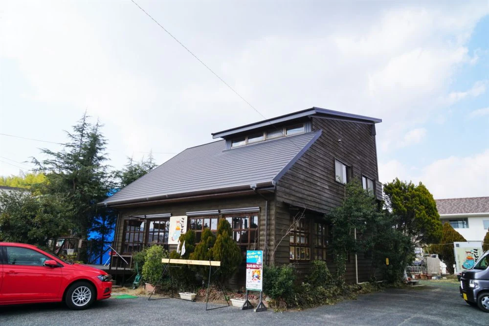 COFFEE HOUSE ごじとま　外観