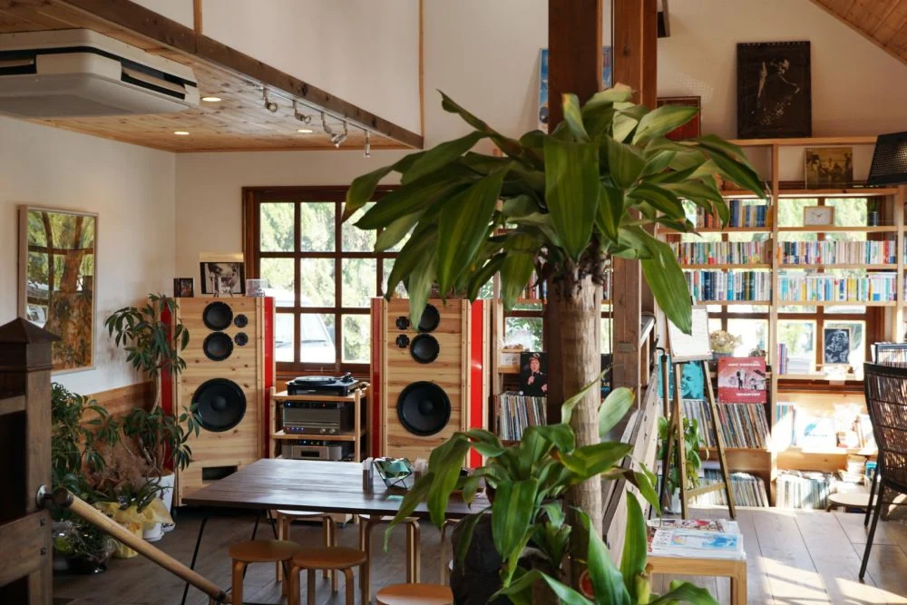 COFFEE HOUSE ごじとま 店内