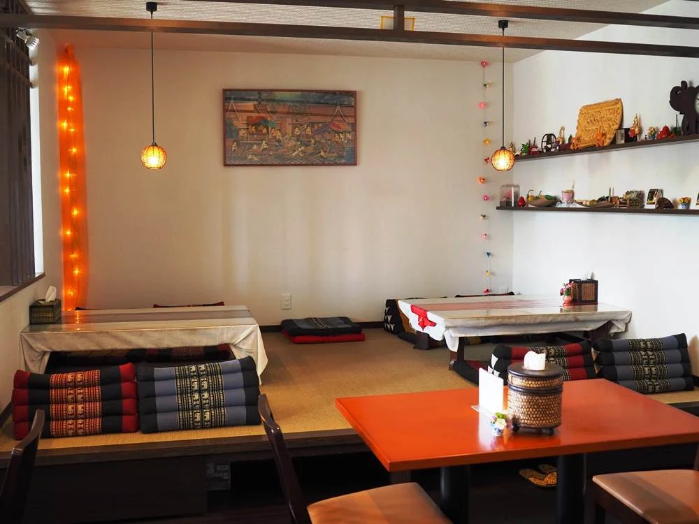 チャーンタイレストラン 店内