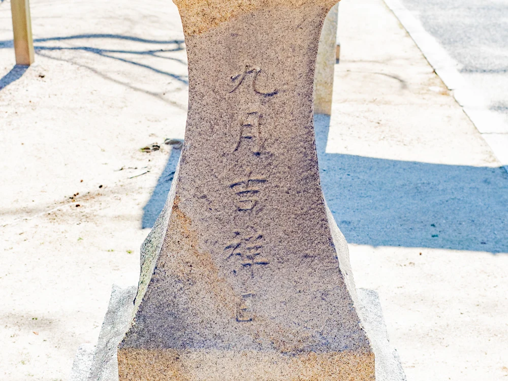 春日神社:石灯籠