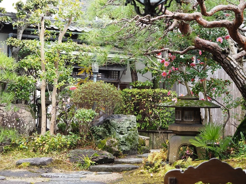 旅館くらしき 庭園