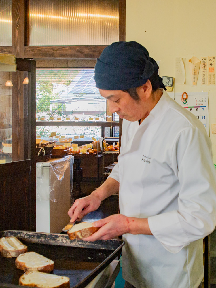 Assiette: Owner Tsuyoshi Okahara