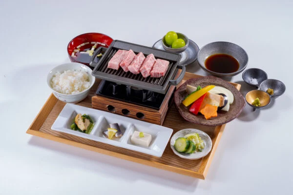 冨來屋本舗 別館 〜 備中が誇るブランド和牛「千屋牛」を身近に楽しめる店