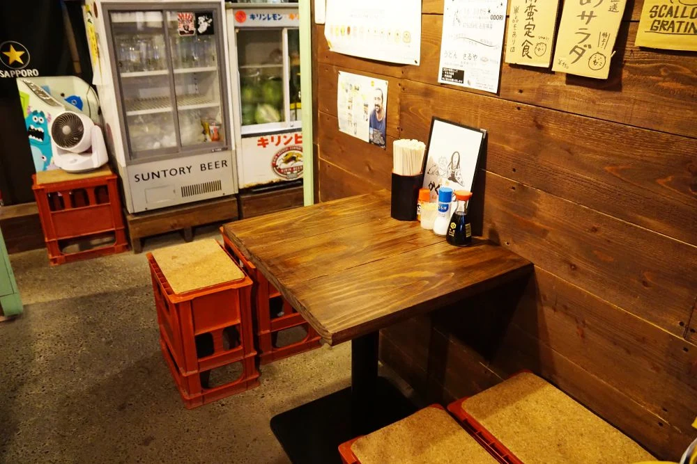 ノラネコ食堂真備店 テーブル席