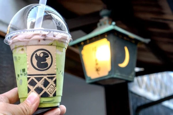 藤戸饅頭とのコラボ「フローズンまるとムージー」！夢空間はしまやの新商品に大注目