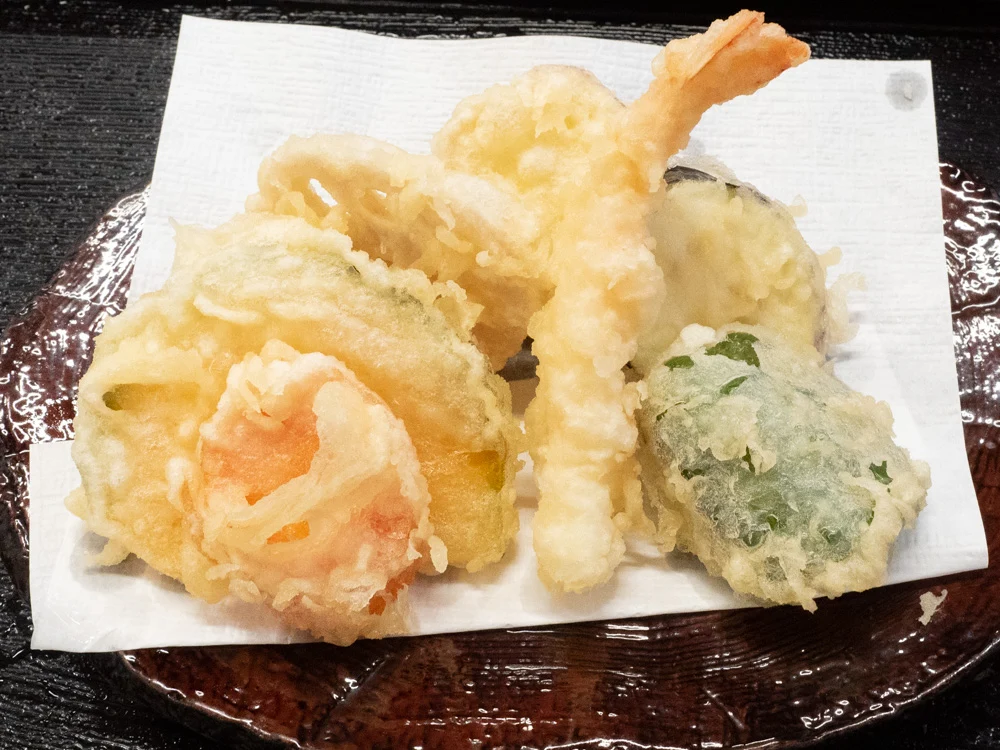 蔵:天ザルうどん