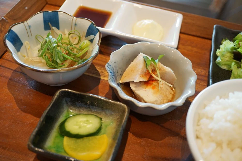 CAFE&DINING GLITTER(カフェアンドダイニング グリッター) 鶏の唐揚げ定食