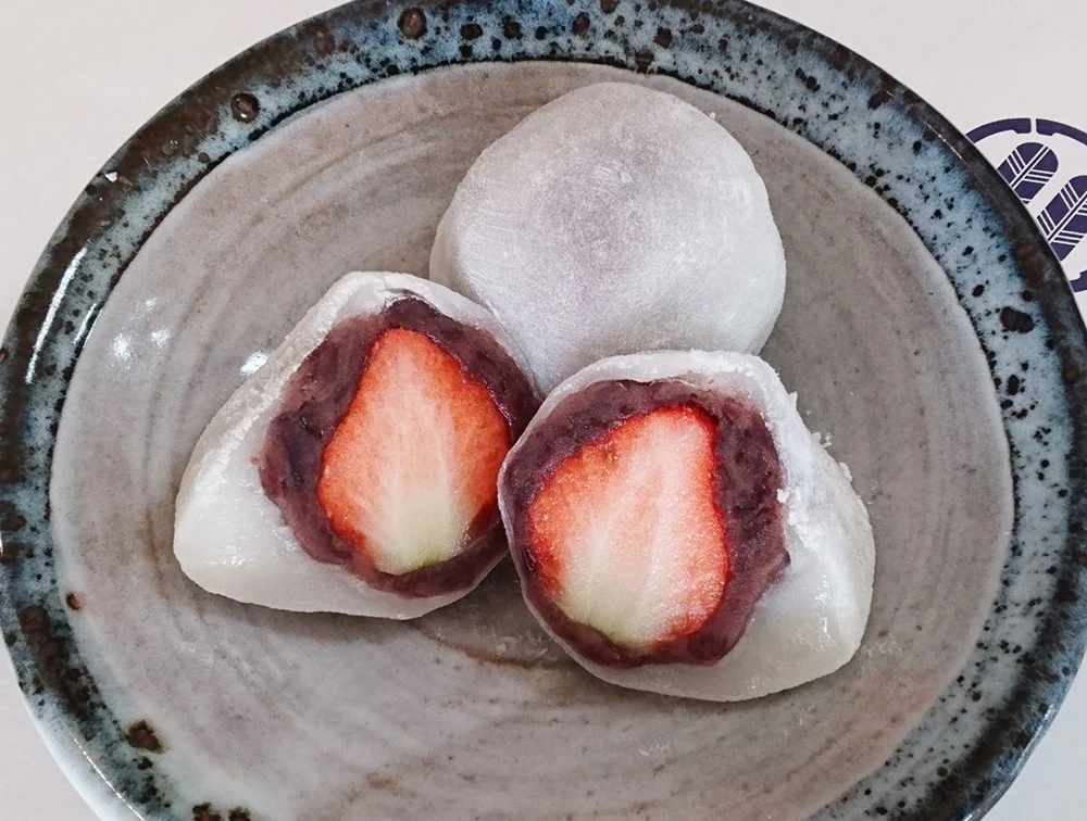 栄堂:いちご大福