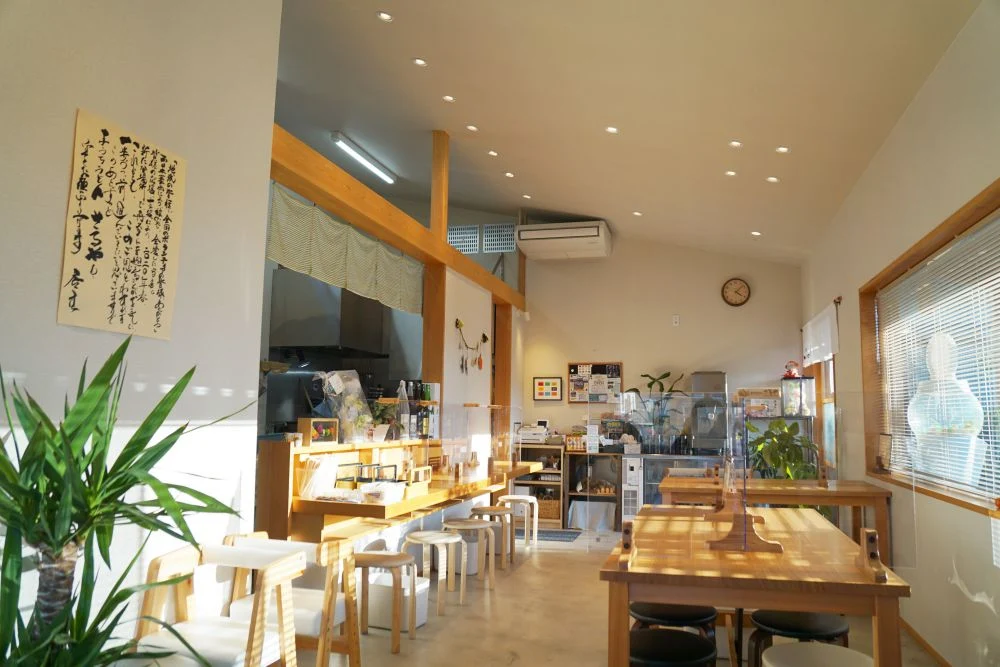 手打ちうどんさるや 店内