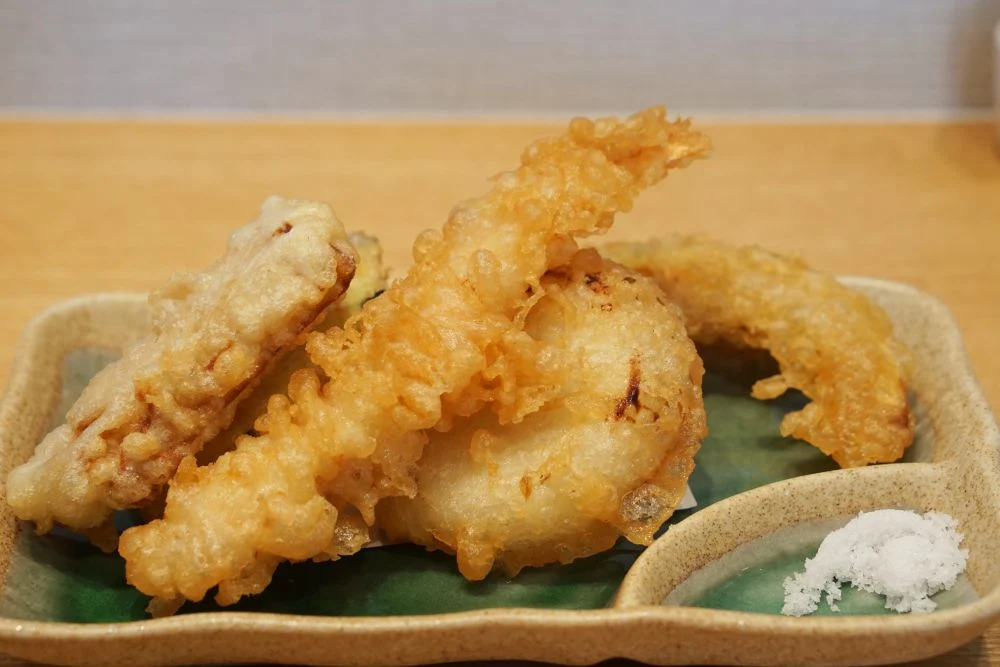 手打ちうどんさるや 天ぷら盛り合わせ