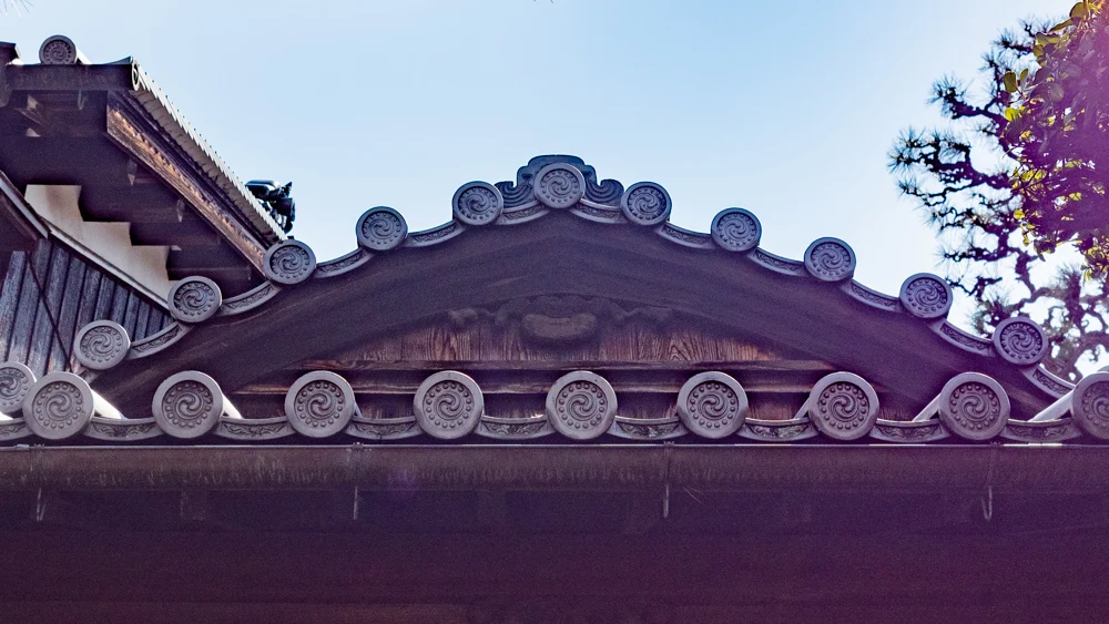 旧柚木家住宅(西爽亭):西爽亭 屋根