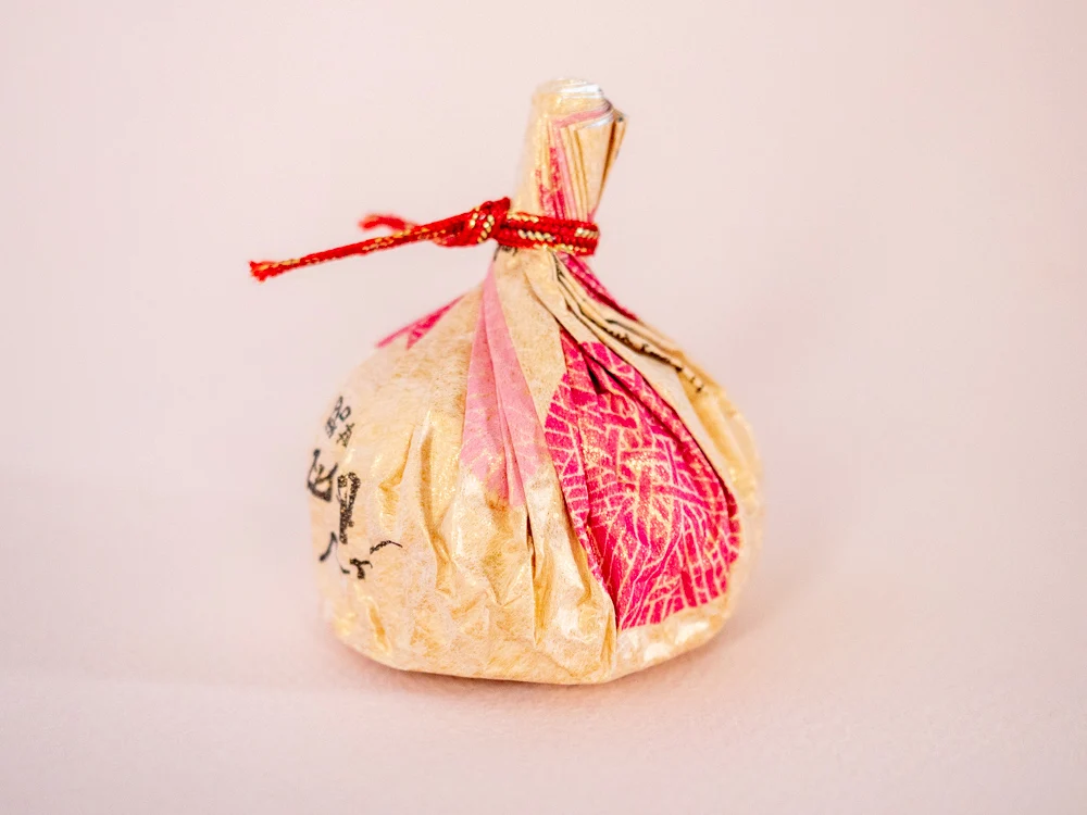 包装もきれいで光沢があり、鞠のような気品あふれる美しさ