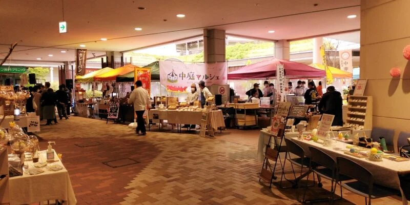 イオンモール倉敷 中庭マルシェ「お花見」(令和3年3月27日・28日開催) ～ かわいい雑貨やこだわりスイーツが大集合