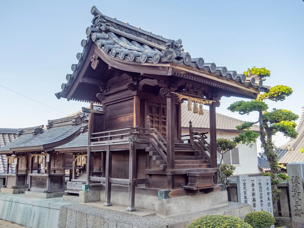 羽黒神社:境内社 熊田神社