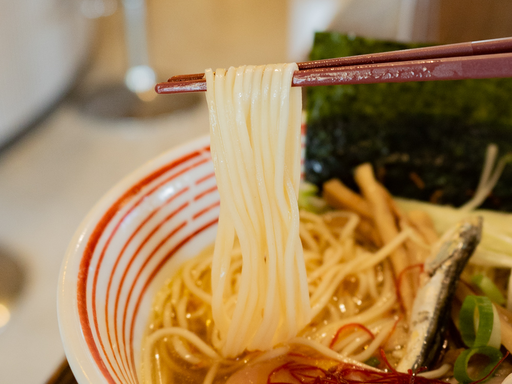 お多津:鶏塩ラーメン(笠岡ラーメン塩味)