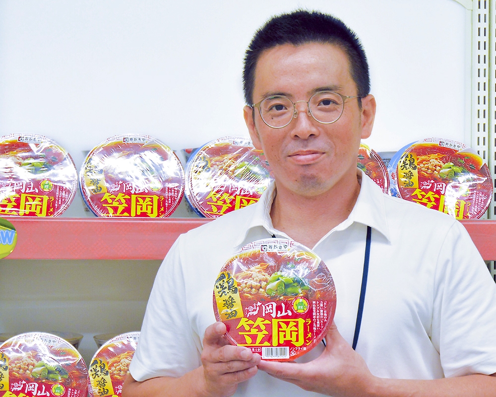 カップ笠岡ラーメン：寿がきや 石黒圭祐さん