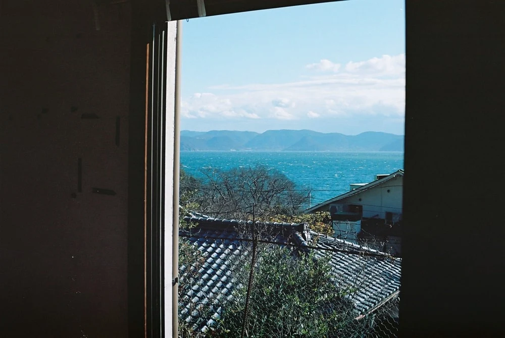 aru 窓からの景色