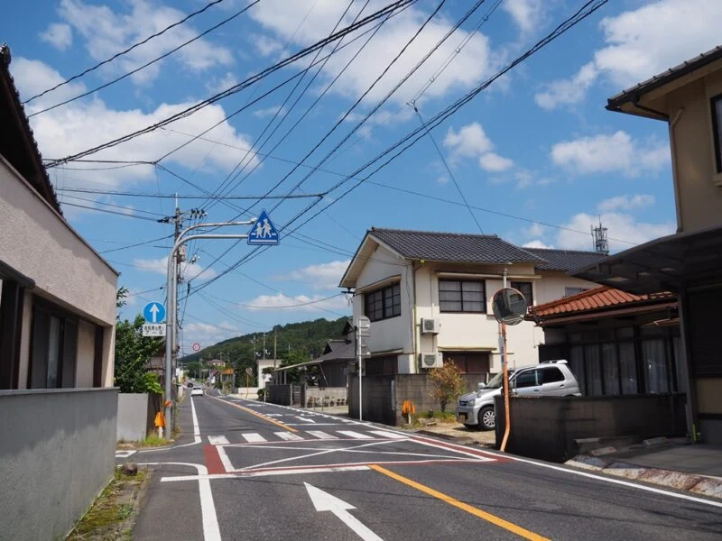 三宅商店カフェ工房_道_酒津交差点南下